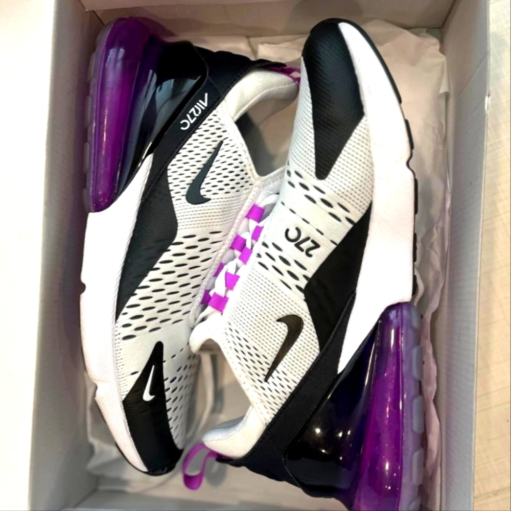 Womens NikeAir70 - Size 10.5